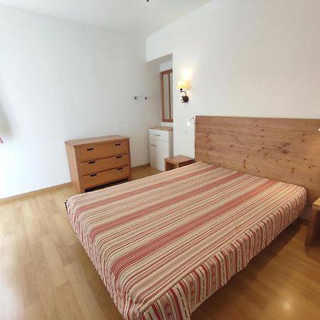 Pat 83, T2, Centre Luchon, Wifi, Casier A Skis, 4 Personnes Bagneres-de-Luchon Luaran gambar